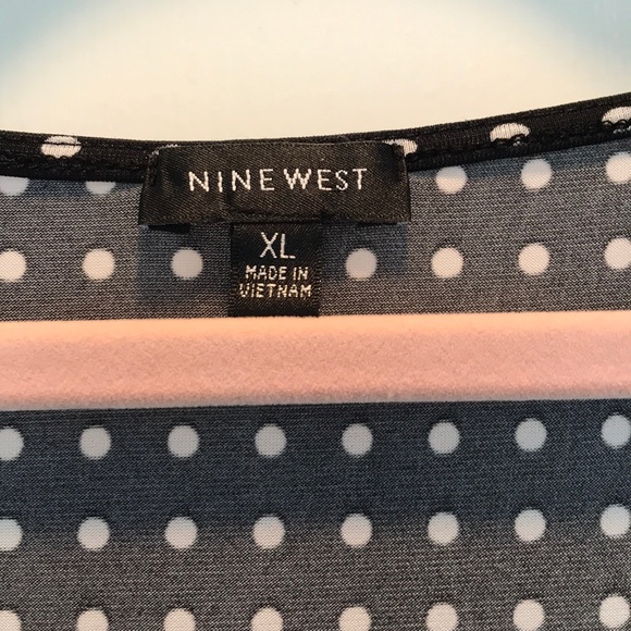 Nine West Top - Picture 2 of 2